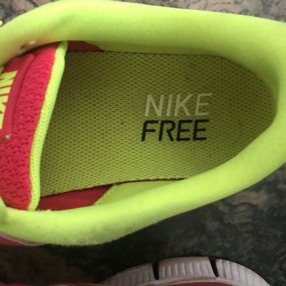 Nike Women’s Shoes - Picture 6 of 8